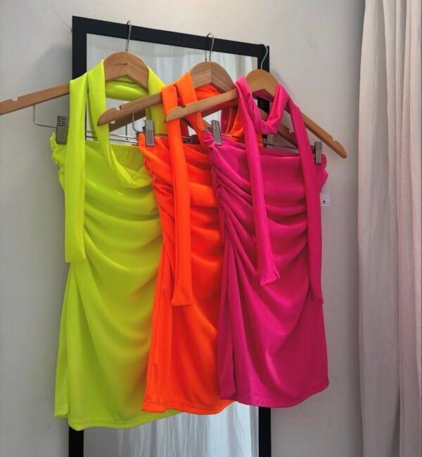 Vestido Straples fluor