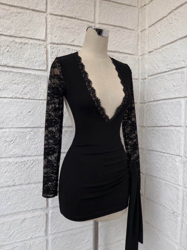 Vestido con encaje